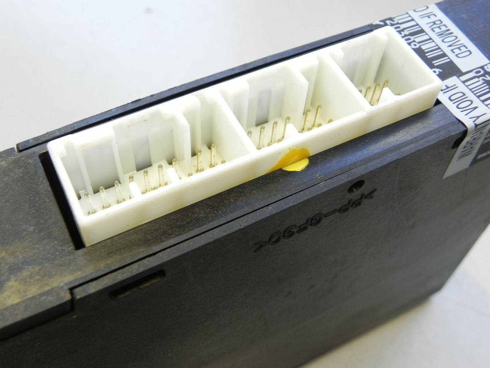 Suzuki LIANA 1.6i Engine Control Unit 3392059JA 0 CI ECU Engine