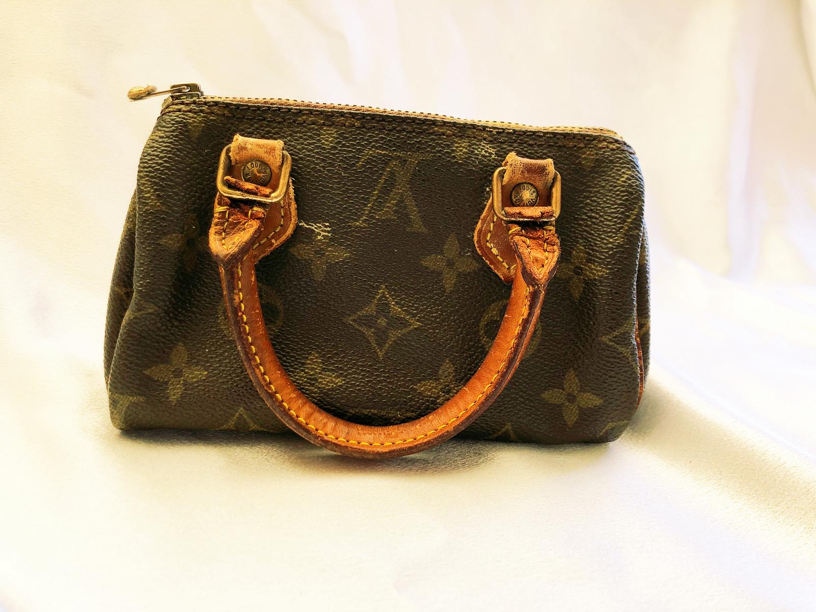 English bags. Gucci x Louis Vuitton Bag. Сумка в английском стиле. Сумочка на английском. Мужская сумка в английском стиле.