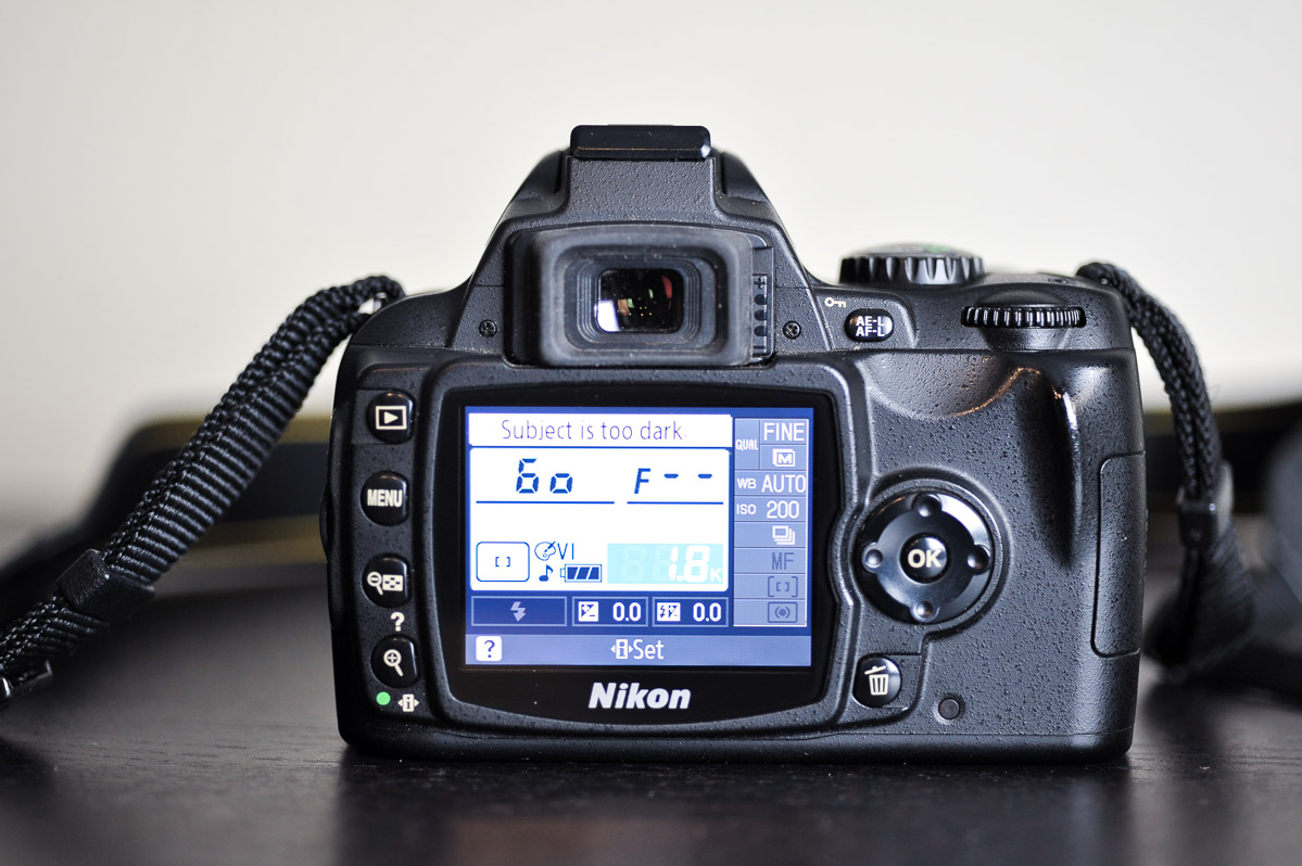 Nikon D40x Camera Kit w/ Nikon Lens, Bag, and More Only 6,153 Clicks
