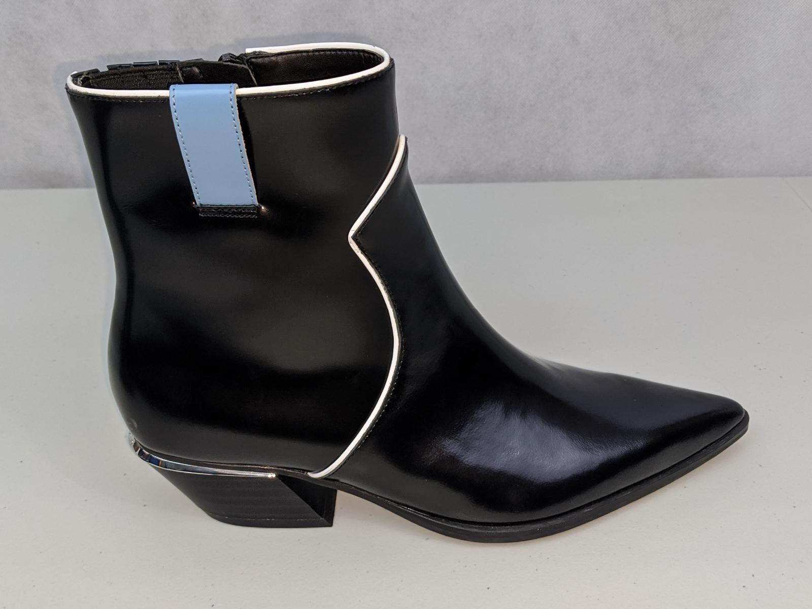 Calvin klein women's 2025 nanuka booties