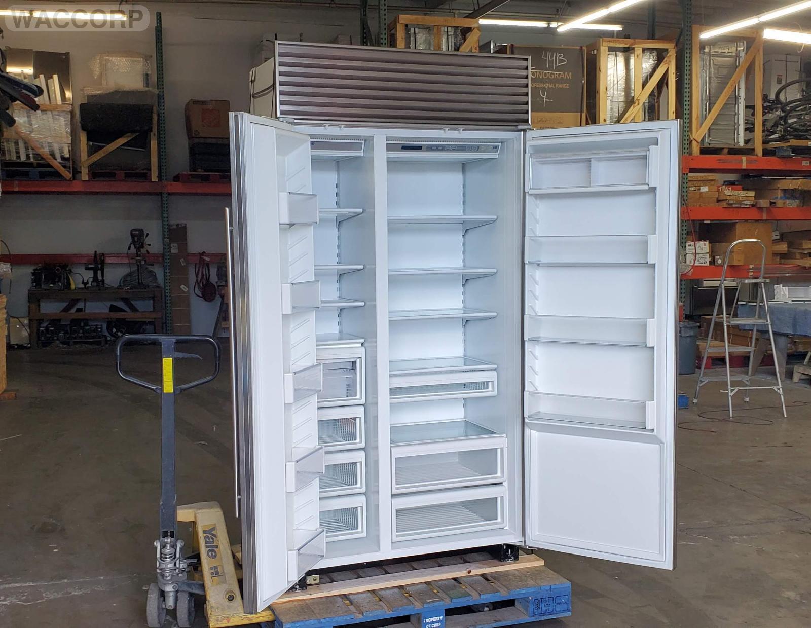 SUBZERO 42" 642/S STAINLESS STEEL REFRIGERATOR w/TUBULAR HANDLES45