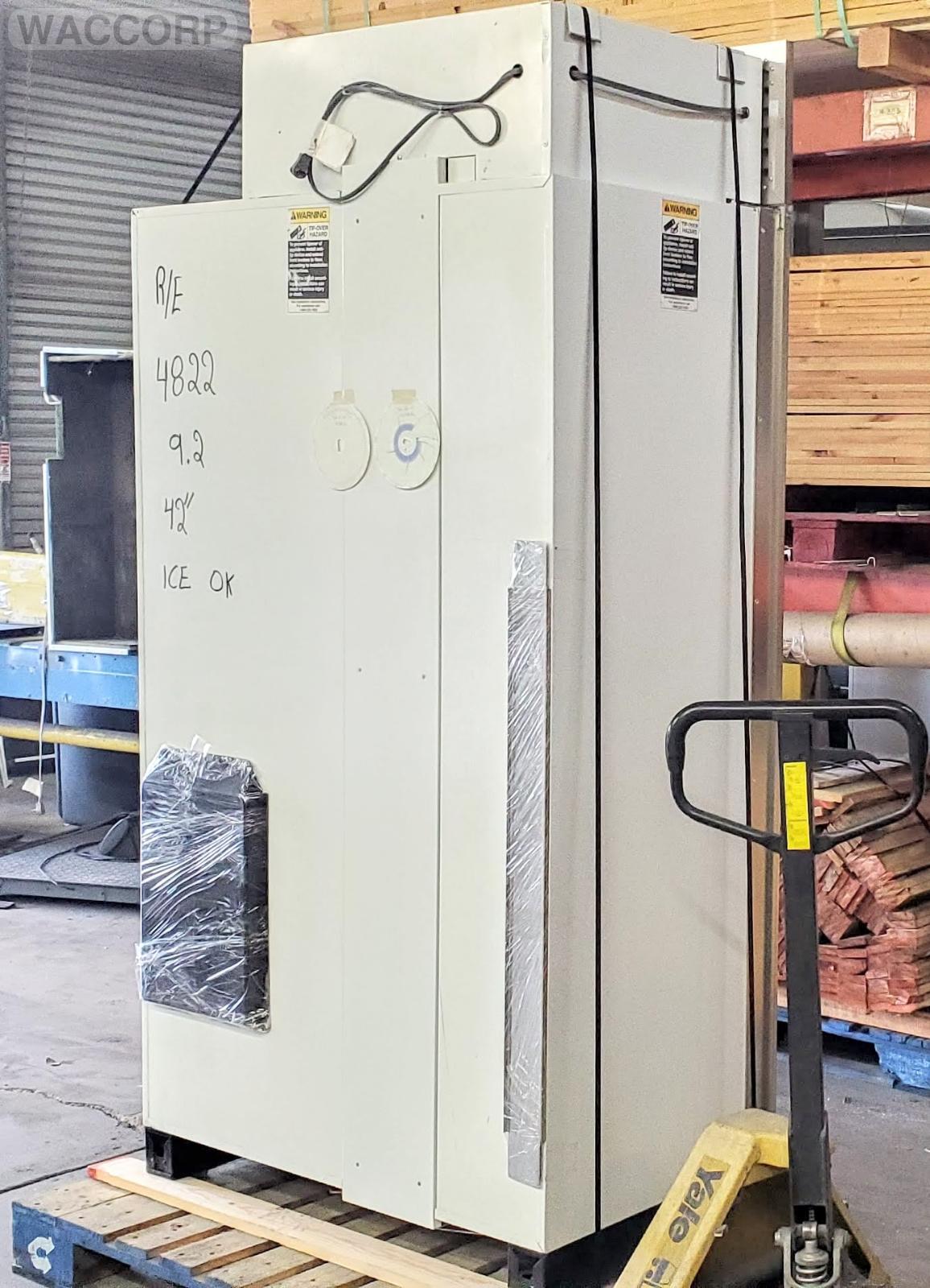 SUBZERO 42" 642/S STAINLESS STEEL REFRIGERATOR w/TUBULAR HANDLES45