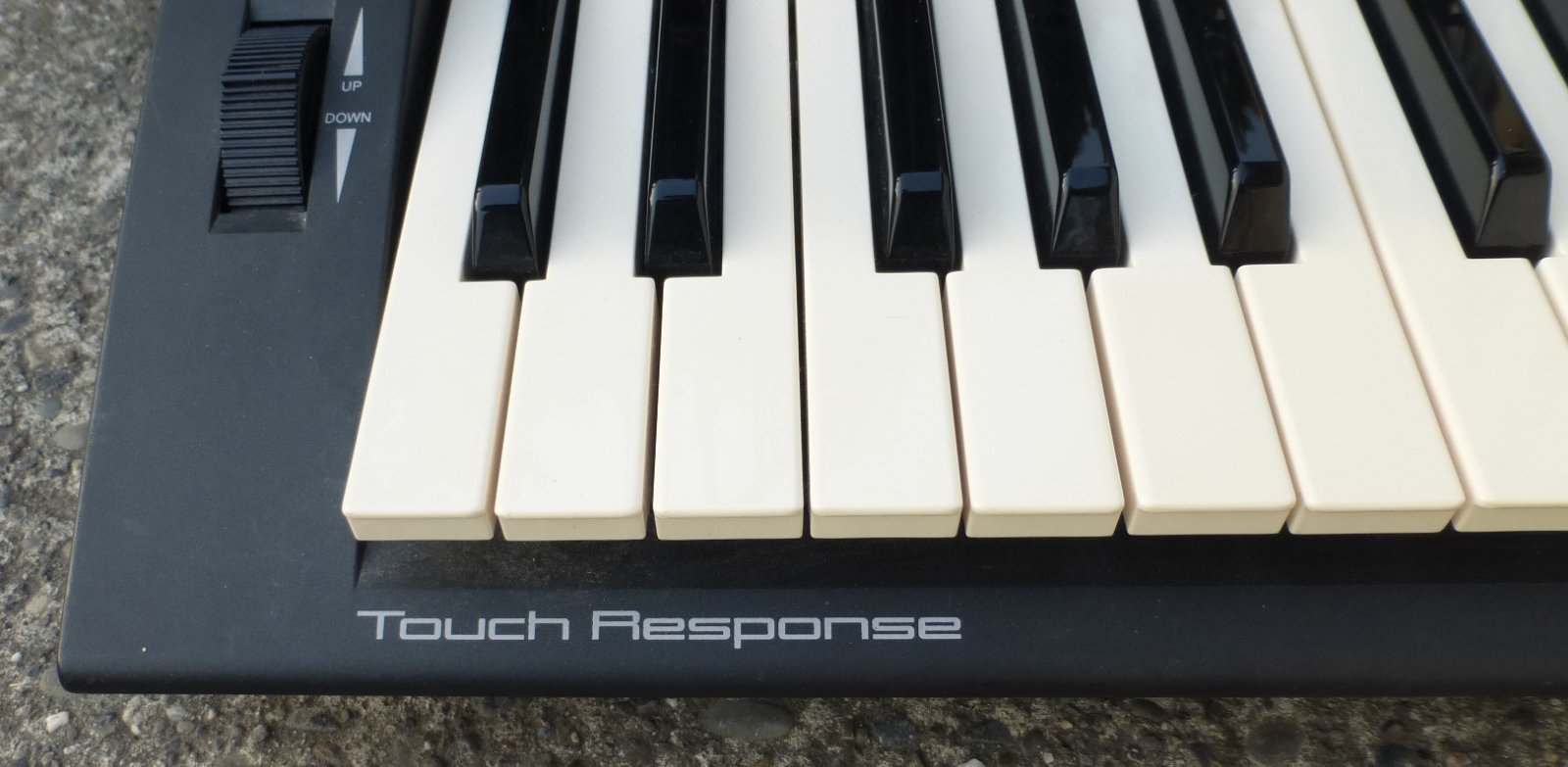 Yamaha PSR-500 61-key keyboard synthesizer electronic midi | eBay