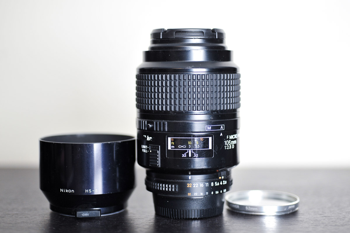 Nikon AF 105mm 2.8 Micro / Macro Prime FX Lens w/ UV Filter