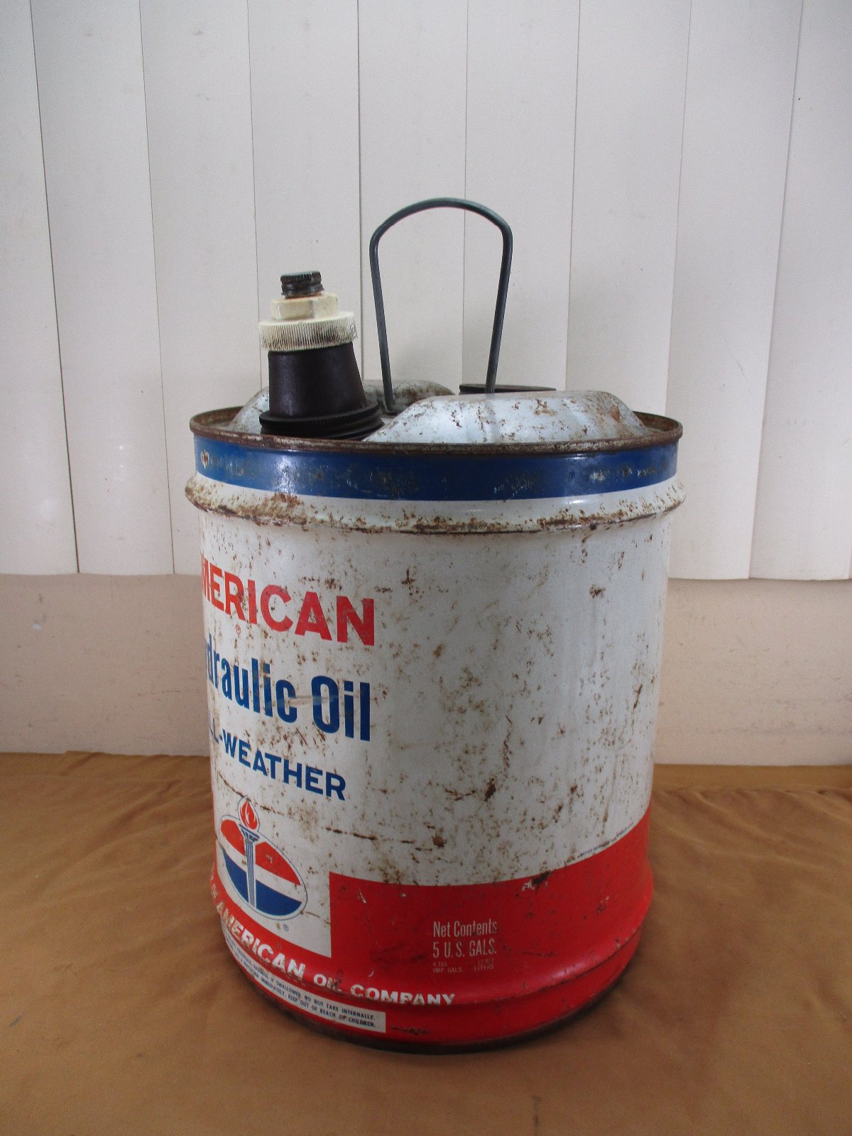 Vintage American Oil AMOCO 5 Gallon Standard Hydraulic Oil Can w