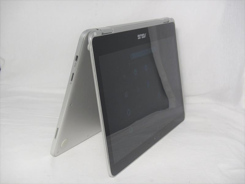 Chromebook本体 ASUS Chromebook C302C 3_f.jpg