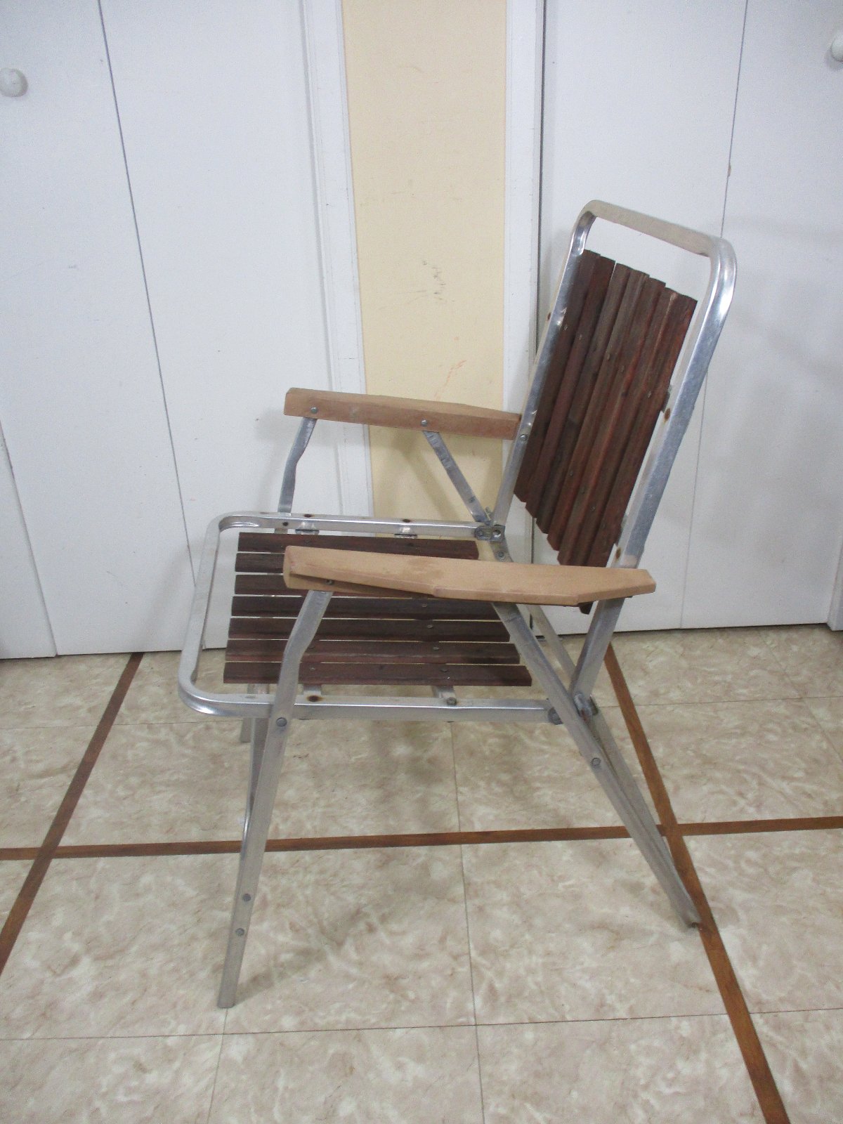 Vintage Mid Century Wood - Slat Aluminum Folding Lawn Chair STRONG