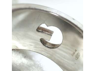 GUCCI G LOGO SIGNATURE CUTOUT STERLING SILVER WIDE RING