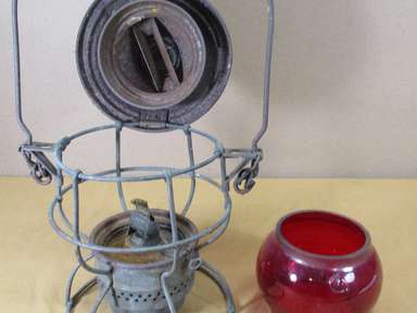 Vtg New York Central Lines Railroad Lantern Red Globe + Burner