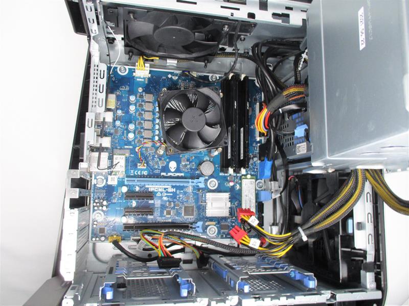 Alienware Aurora R12 i7-11700F 16GB 1TB NVMe 2.5Gbps LAN Wi Alienware Aurora R12 i7-11700F 16GB 1TB NVMe 2.5Gbps LAN Wi