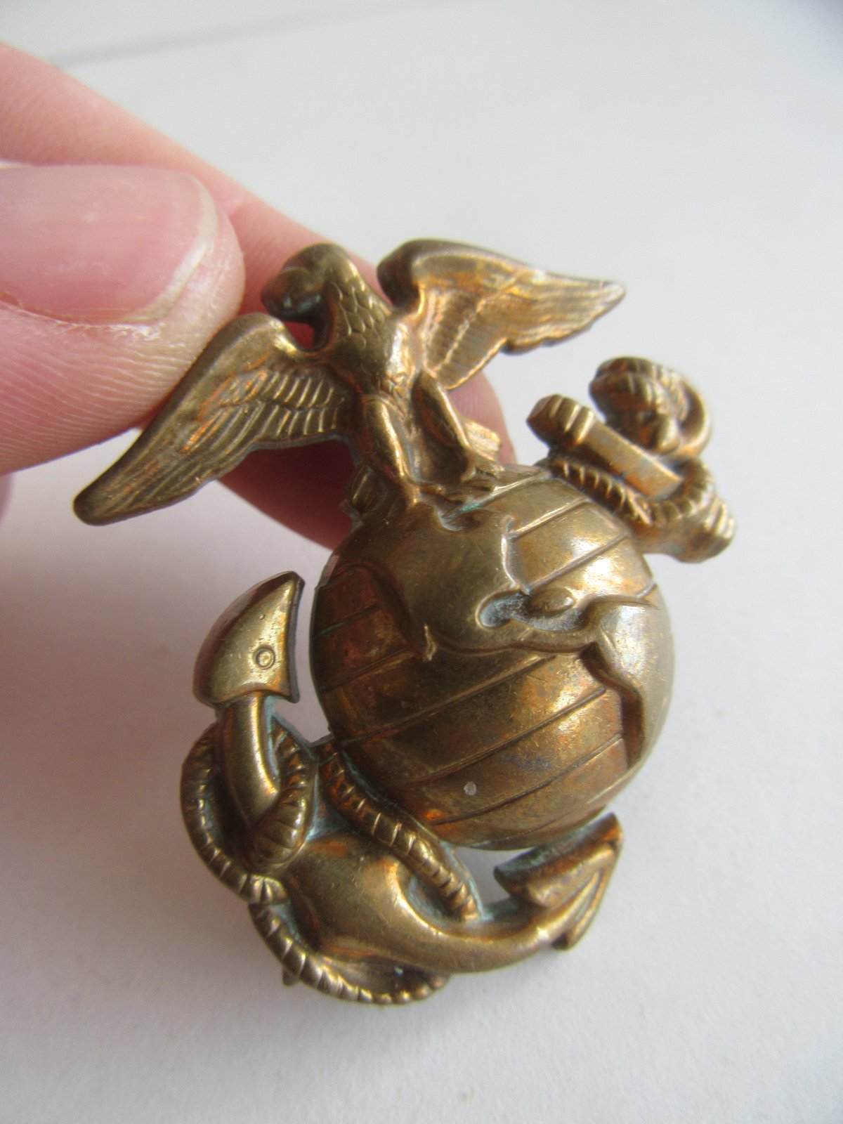 Vintage Early Original USMC Marines Large Brass Hat Device Badge