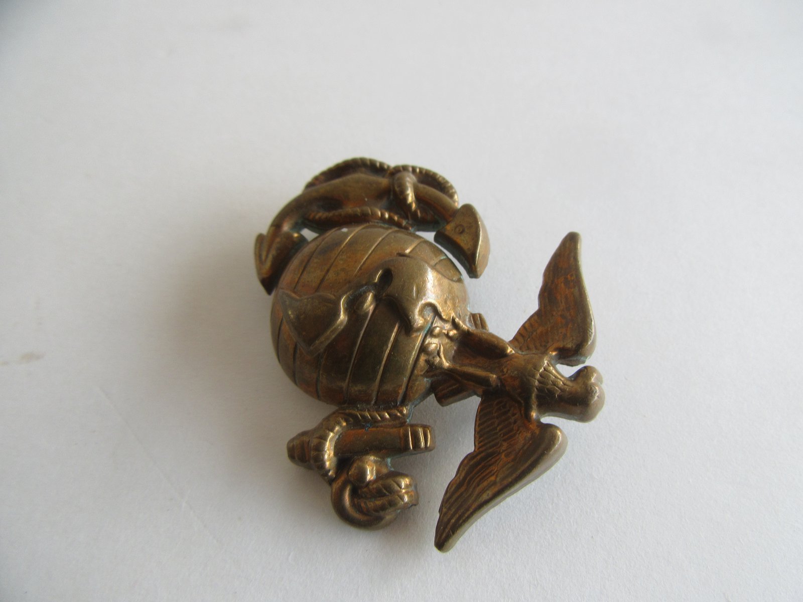 Vintage Early Original USMC Marines Large Brass Hat Device Badge