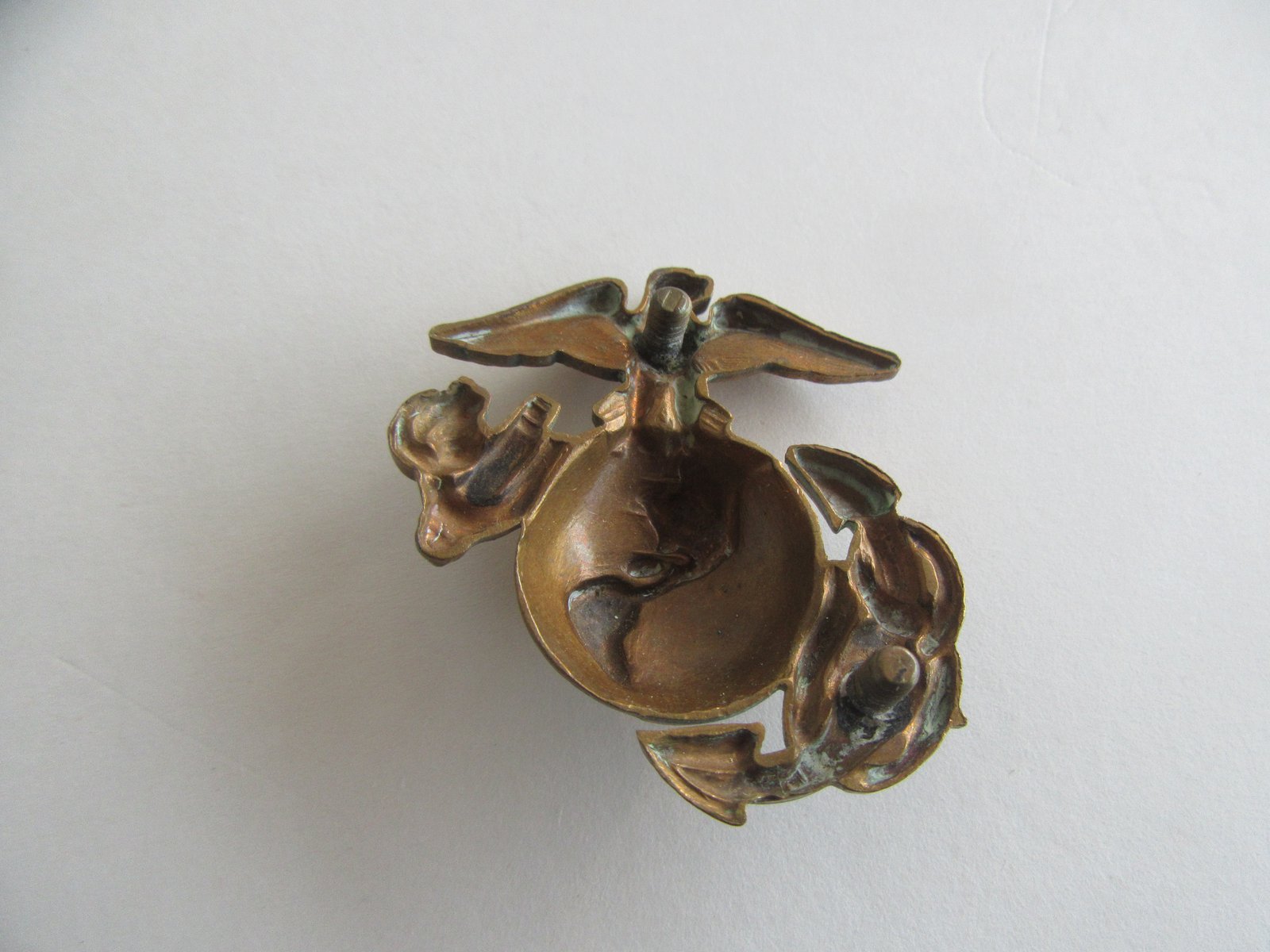 Vintage Early Original USMC Marines Large Brass Hat Device Badge