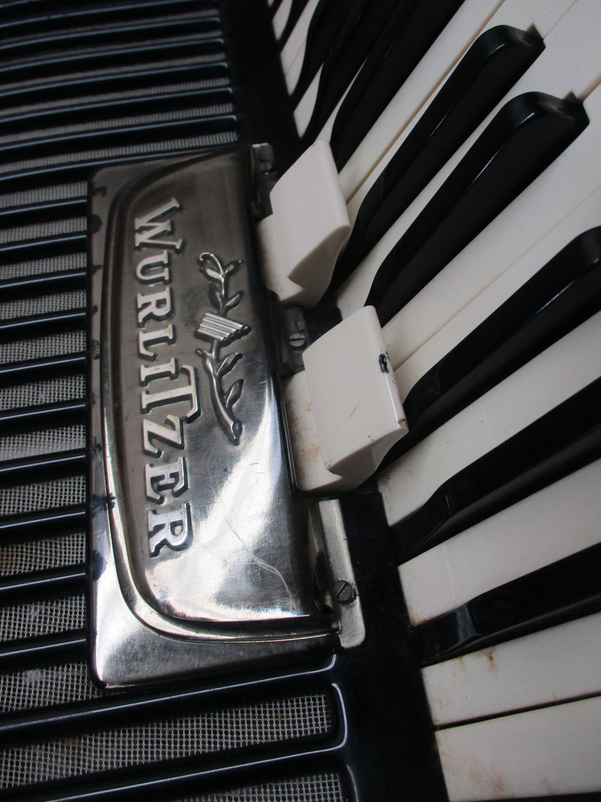最高品質の VTG 1970's/1980's Wurlitzer 1030 Accordion Black w/ 120 Bass その他
