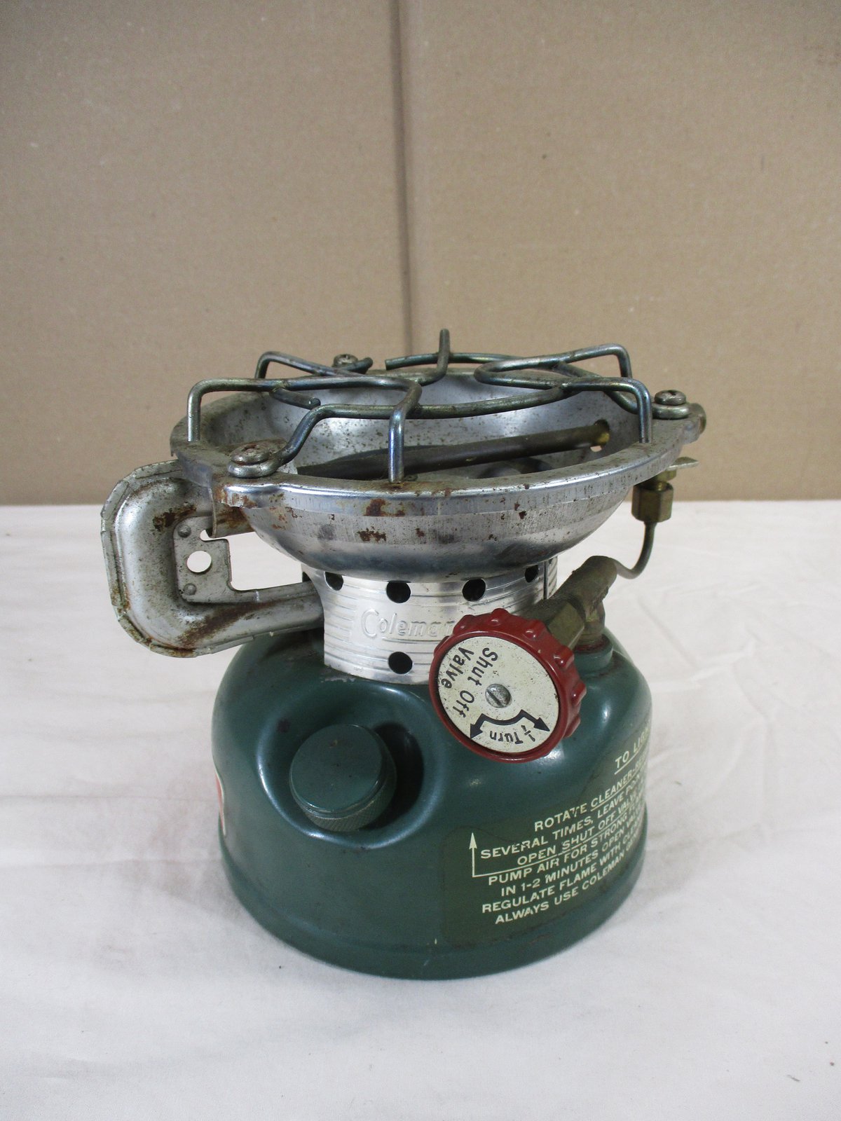 Coleman502　コールマン　シングルストーブ 81年7 月(C) Vintage 1972 Coleman 502 Portable Single Burner Camping