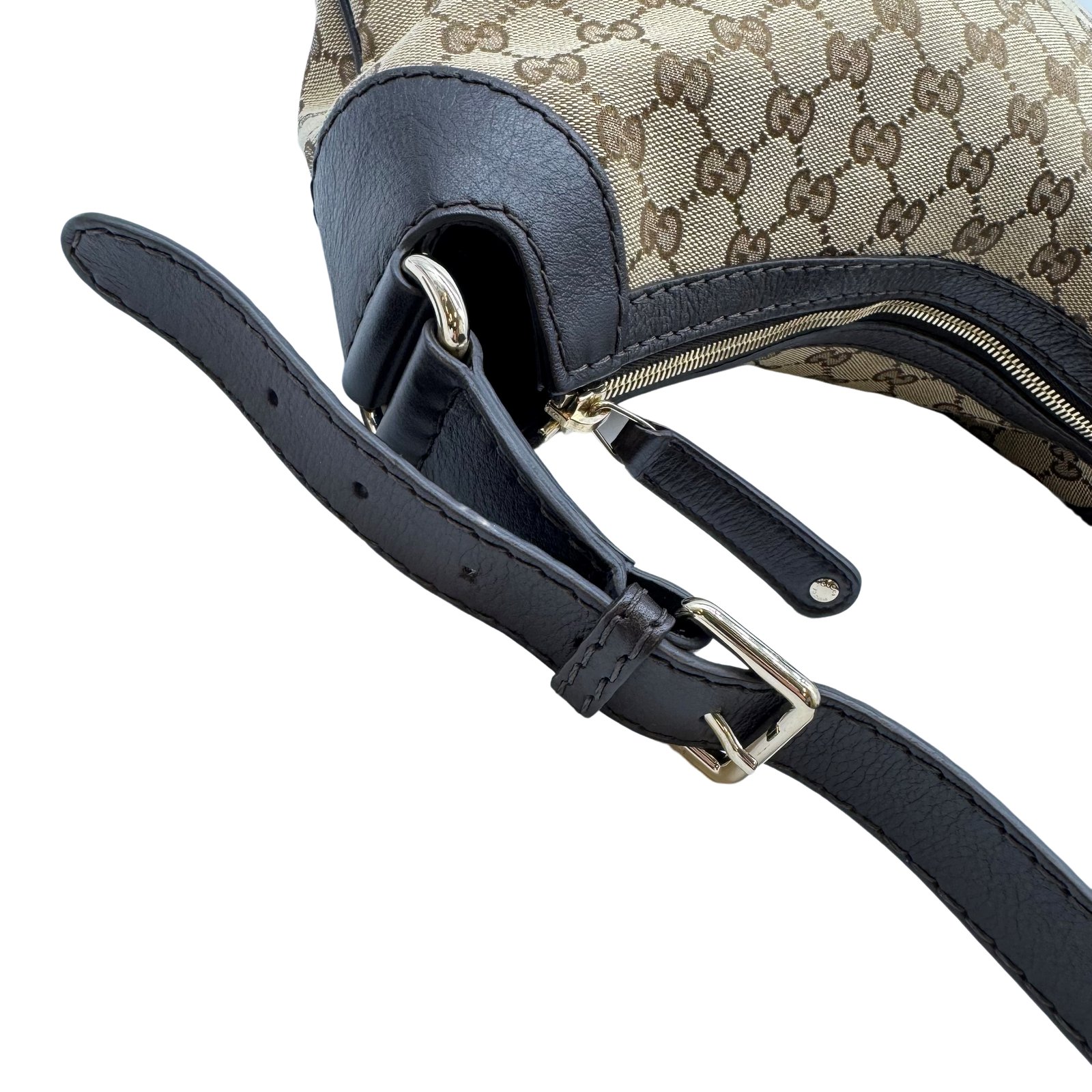 GIVENCHY Body Bag ESSENTIAL U BUMBAG Black | eBay