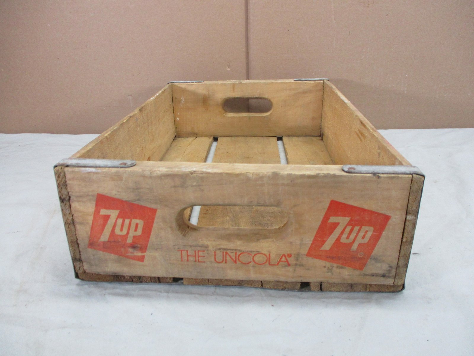 7up The un cola ヴィンテージ　バケツ　レア Vintage Wooden 7UP THE UNCOLA Soda Pop Bottle Storage Crate