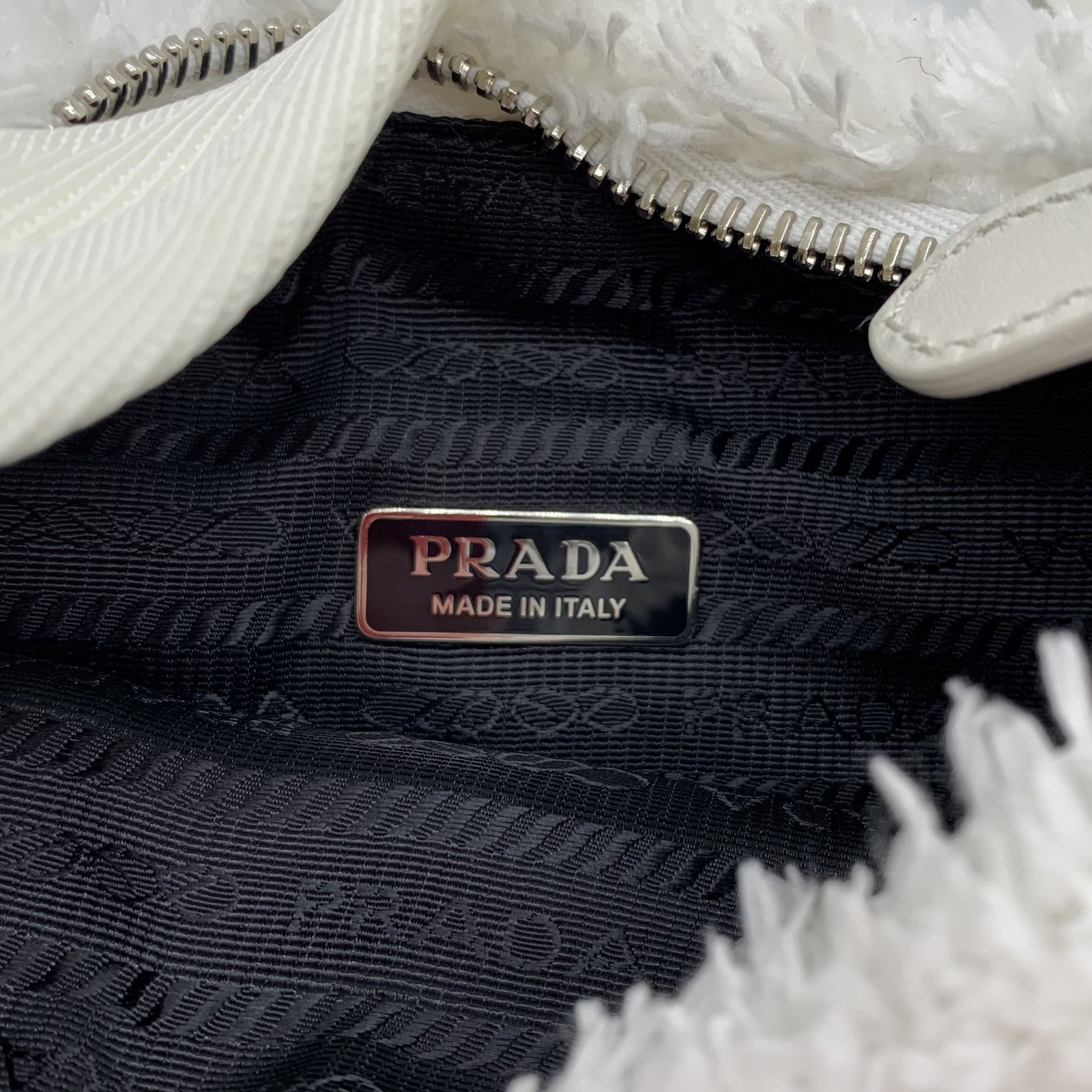 Authentic PRADA Re-Edition 2000 Spugna Hand Bag 1NE515 White