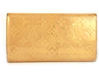 LOUIS VUITTON Yellow Vernis Leather Trifold Long Wallet  display picture 1