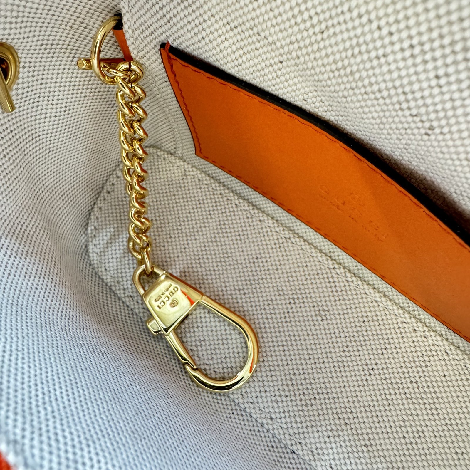 Auth GUCCI GG Supreme Matelasse Vanity Top Handle Chain
