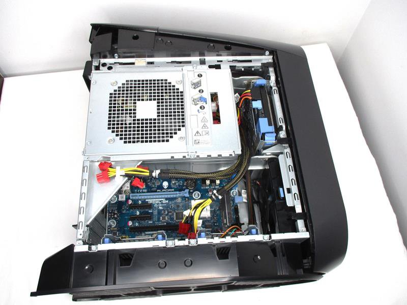 Alienware Aurora R12 i7-11700F 16GB 512GB SSD+1TB HDD Wi-Fi 1000W