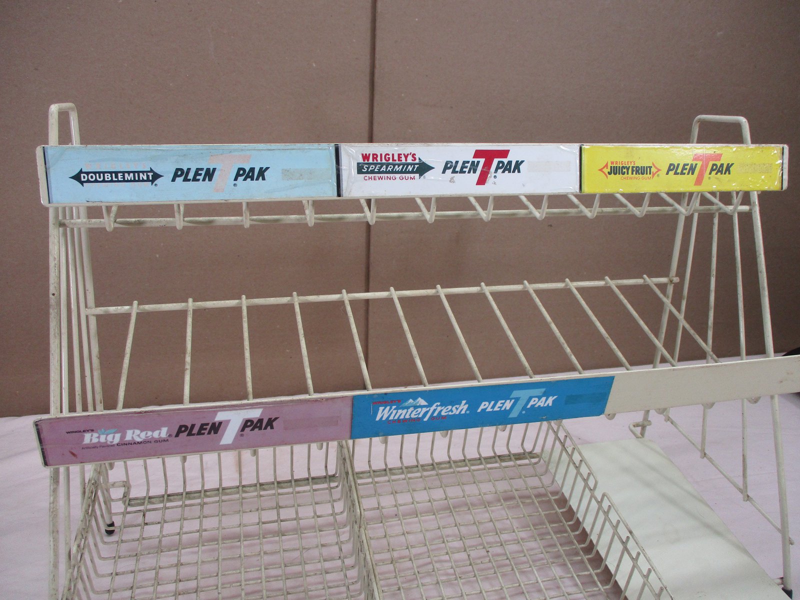 Vintage Gum & Candy Gas Station Country Store Display Wire Rack 