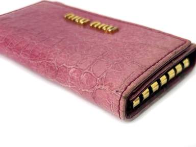 小物 Miu Miu leather studs key case MIU MIU Shock Pink Leather Key Case Key Chain Accessories Used