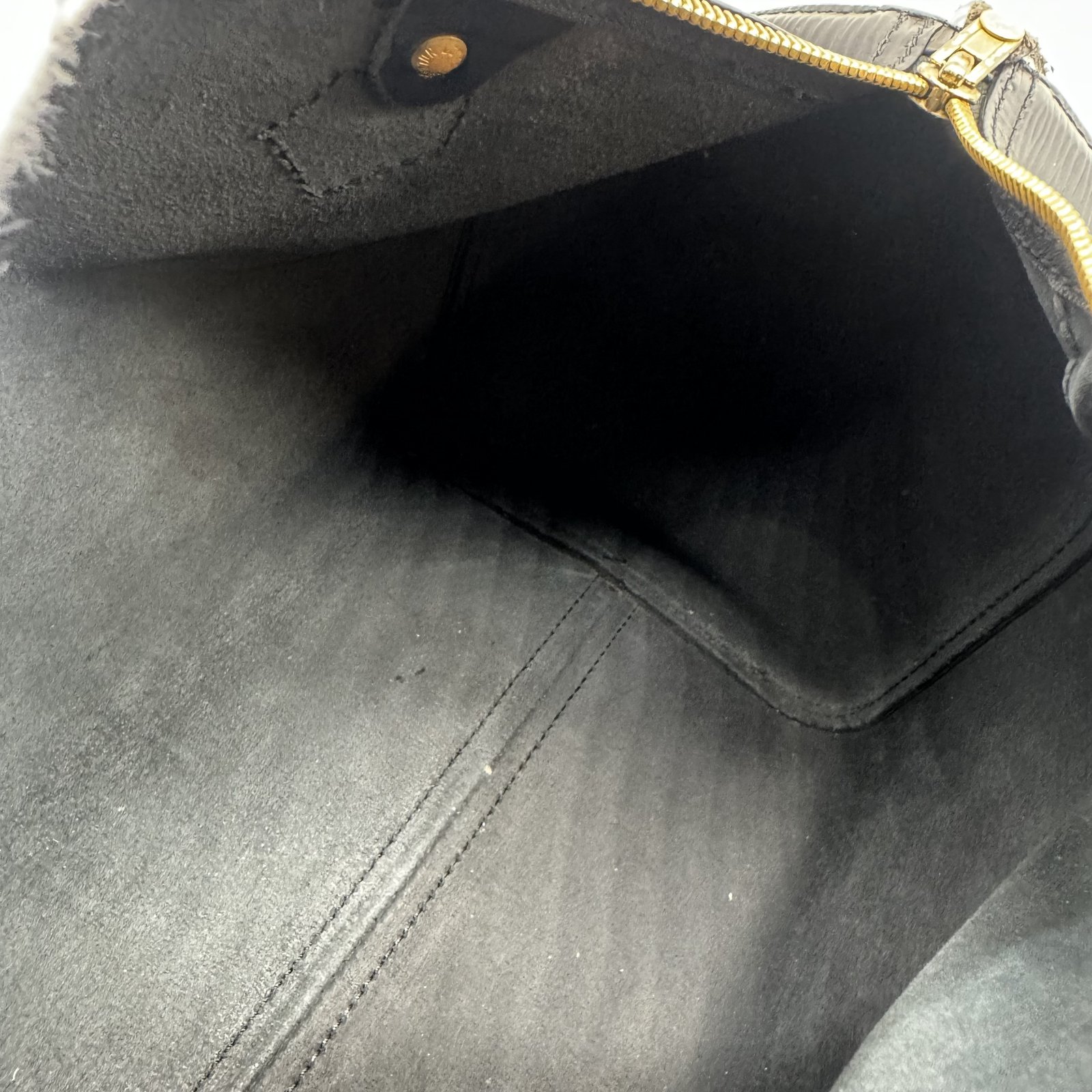 Authentic LOUIS VUITTON Speedy 30 Hand Bag M43002 Black Authentic LOUIS VUITTON Speedy 30 Hand Bag M43002 Black