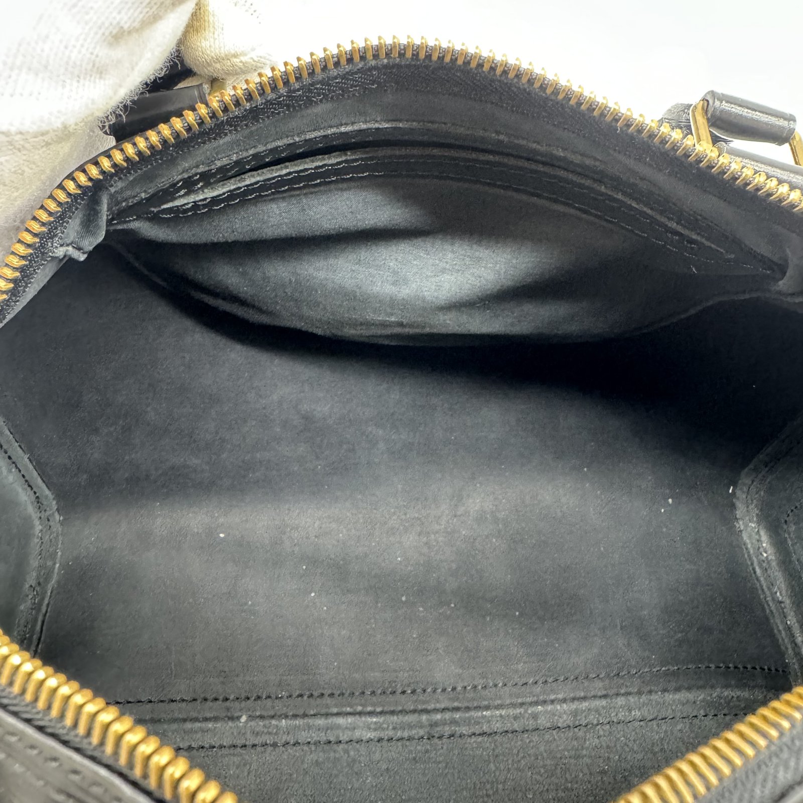 Authentic LOUIS VUITTON Speedy 30 Hand Bag M43002 Black Authentic LOUIS VUITTON Speedy 30 Hand Bag M43002 Black