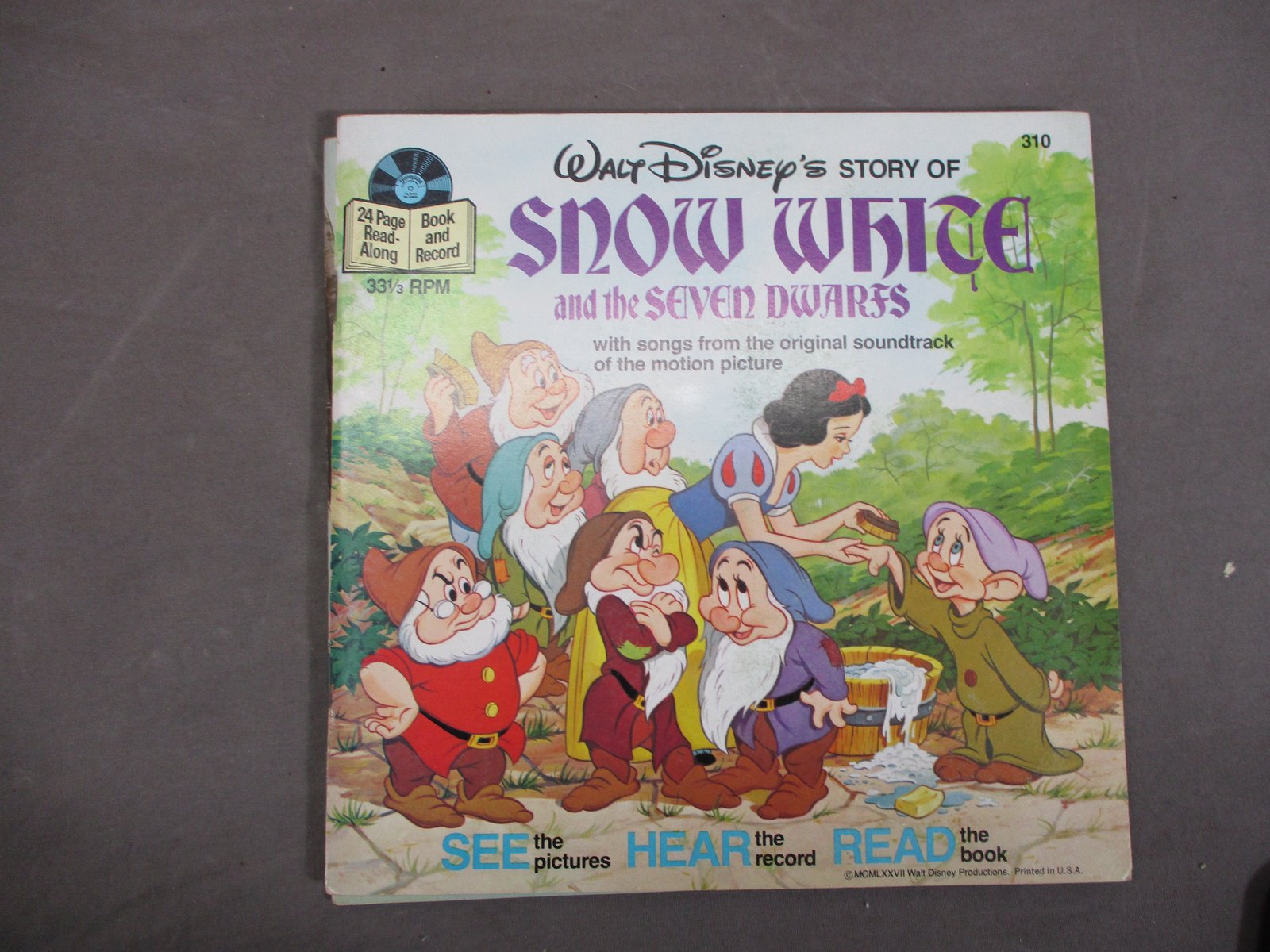 12 Vintage WALT DISNEY DISNEYLAND BOOK & RECORD 33 1/3 Rpm VINYL