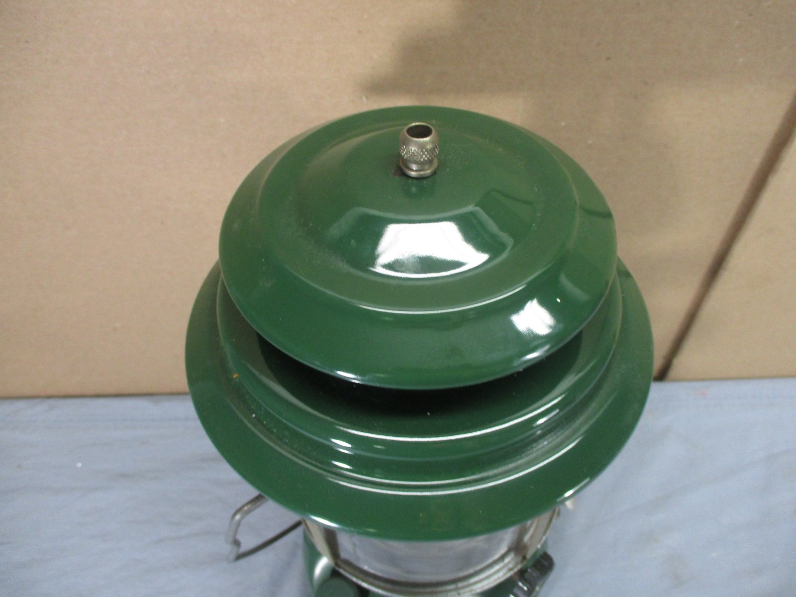 VTG Coleman Model 220H Double Mantle Gas Lantern Sep 1973 NICE
