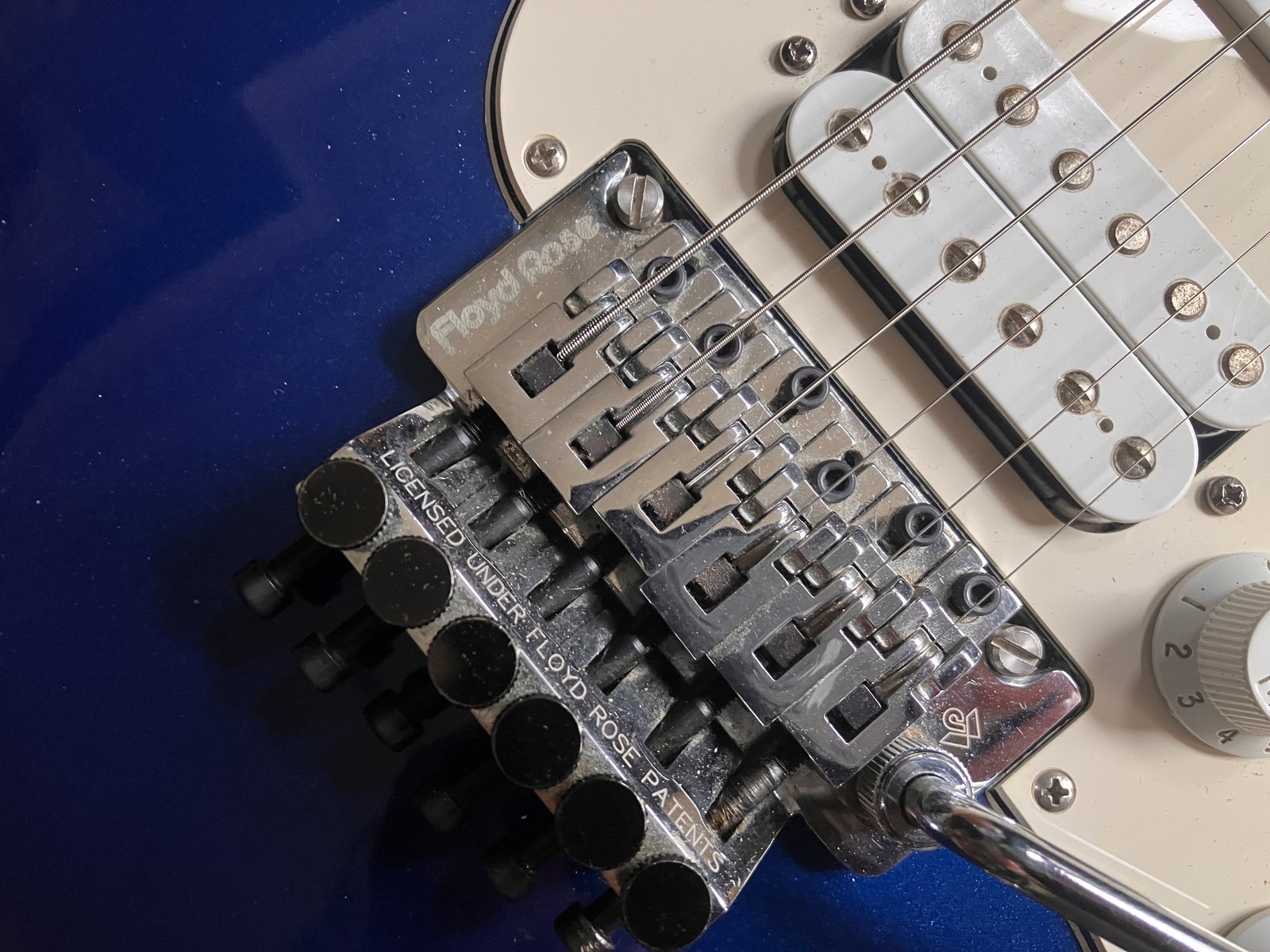2005 Fender Stratocaster Floyd Rose Electric Guitar Mexico HSS
