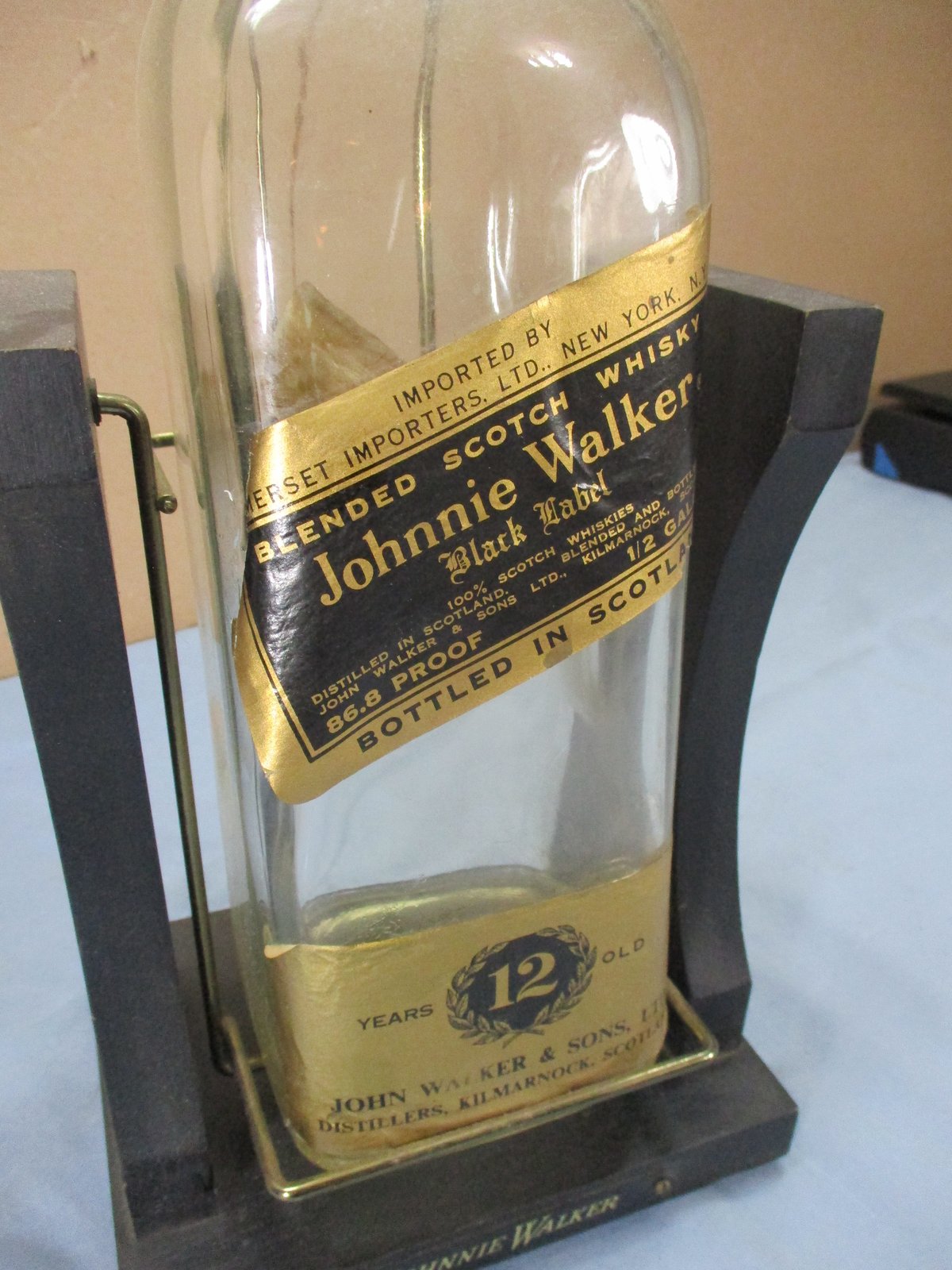 Vtg JOHNNIE WALKER Black Label Whiskey Bottle Wood Swing Cradle