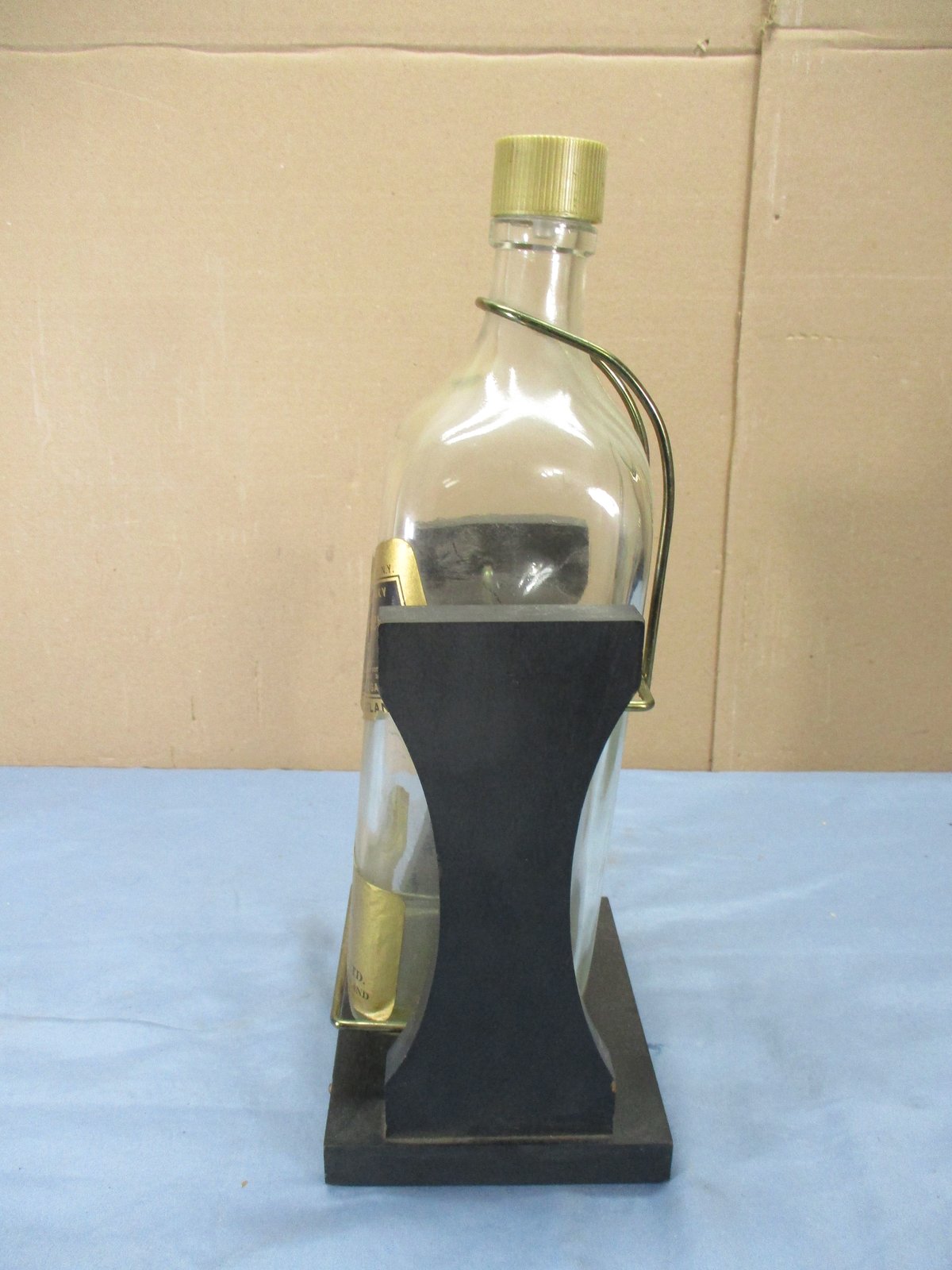 Vtg JOHNNIE WALKER Black Label Whiskey Bottle Wood Swing Cradle
