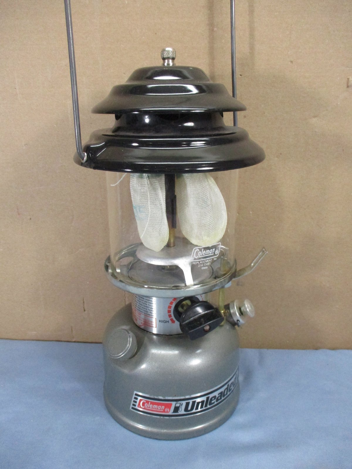 VTG 1989 Coleman Unleaded Gas 285 Two Mantle Camping Lantern w