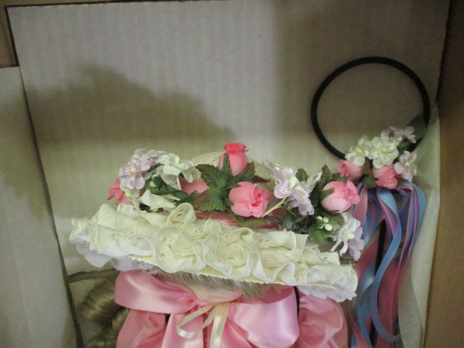 VTG Porcelain Doll in Original Box - Robin Woods - Little Bo Peep